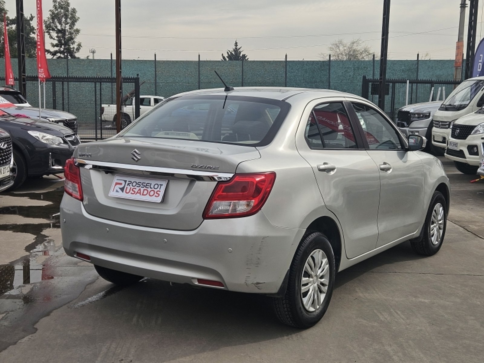 Suzuki Dzire Sedan 1.2 2021 - Imagen 4 de 20
