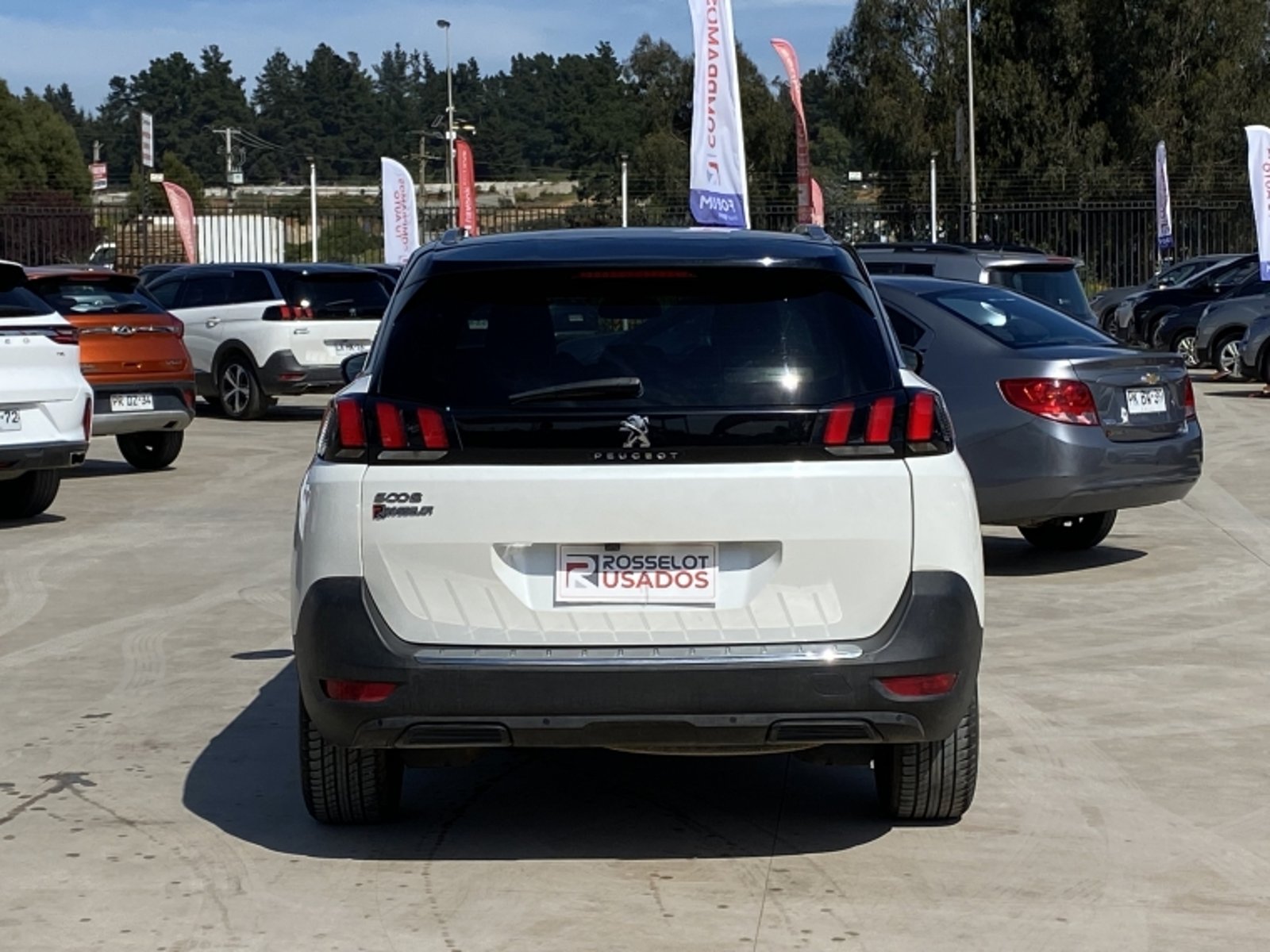 PEUGEOT 5008 Bluehdi 130 1.5 Aut 2021 - Imagen 5 de 20