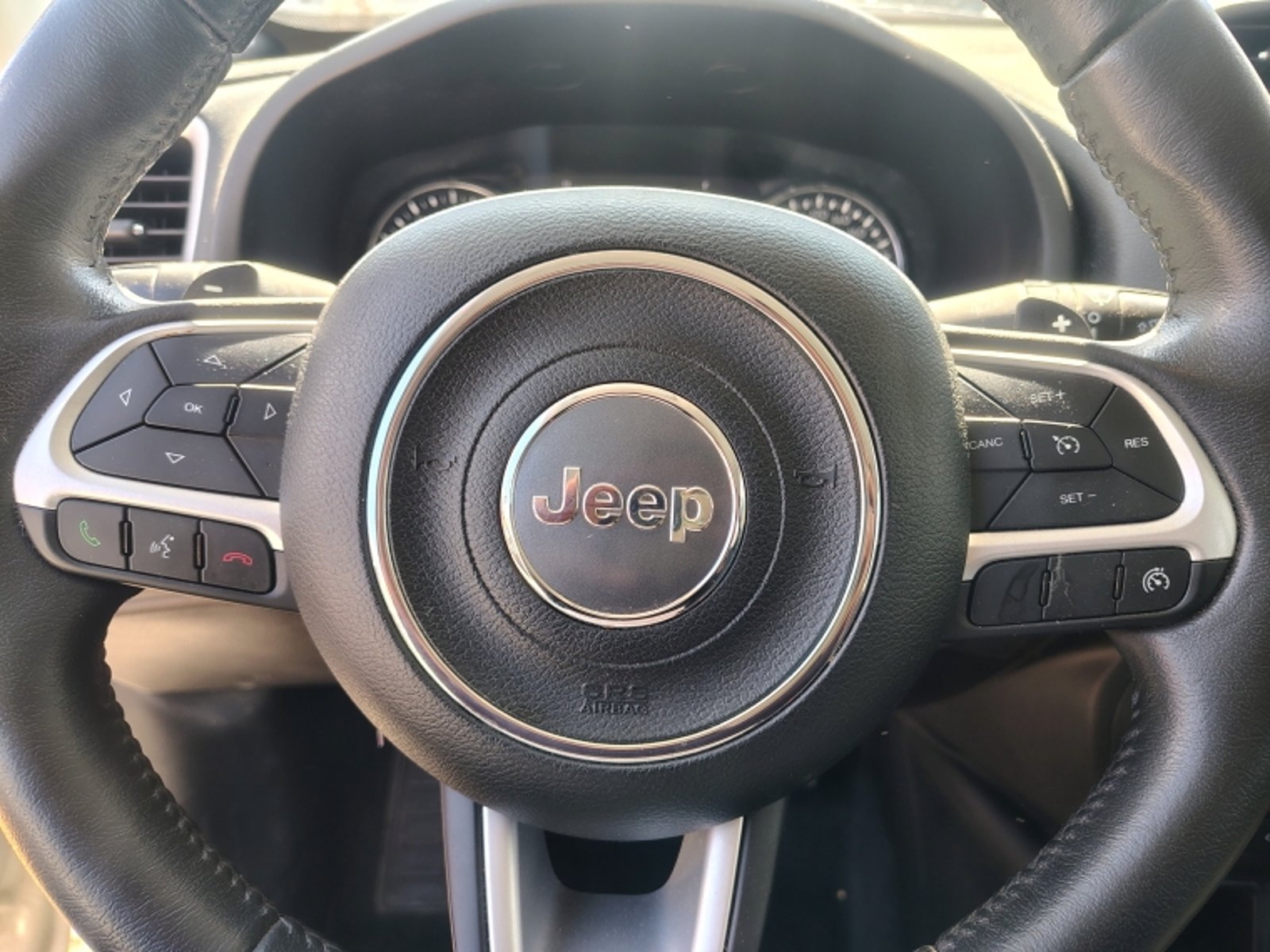 JEEP Renegade Sport Lx 1.8 Aut 2023 - Imagen 16 de 19