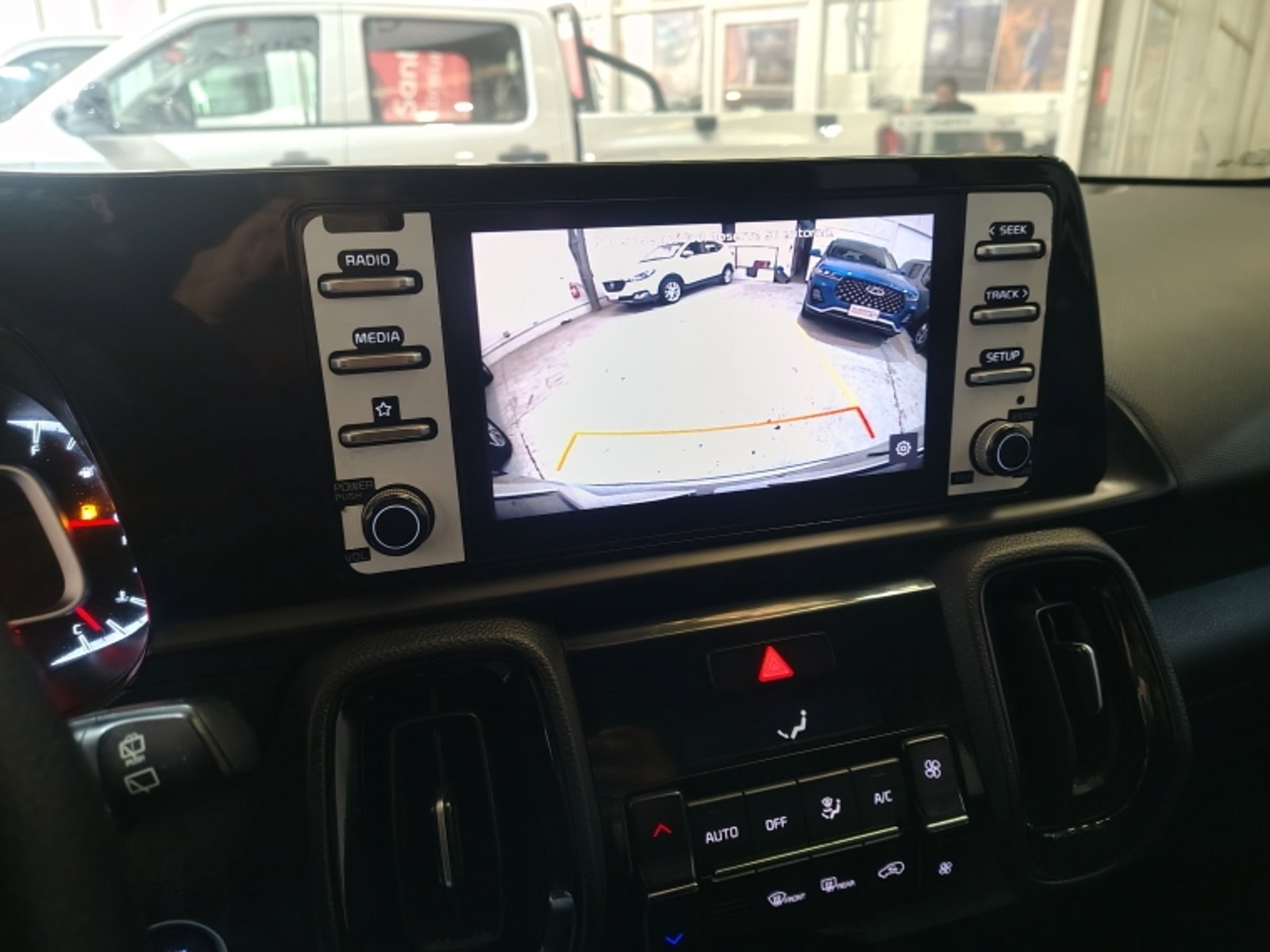 KIA Sonet Ex 1.5 2024 - Imagen 17 de 20