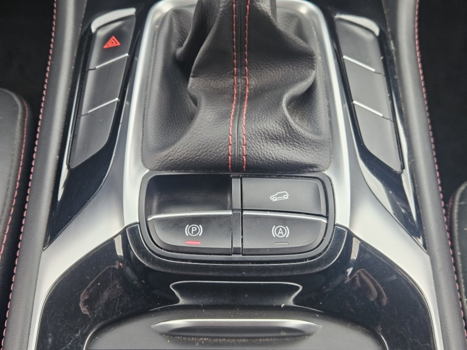 MG Hs 1.5t 2023 - Imagen 14 de 20