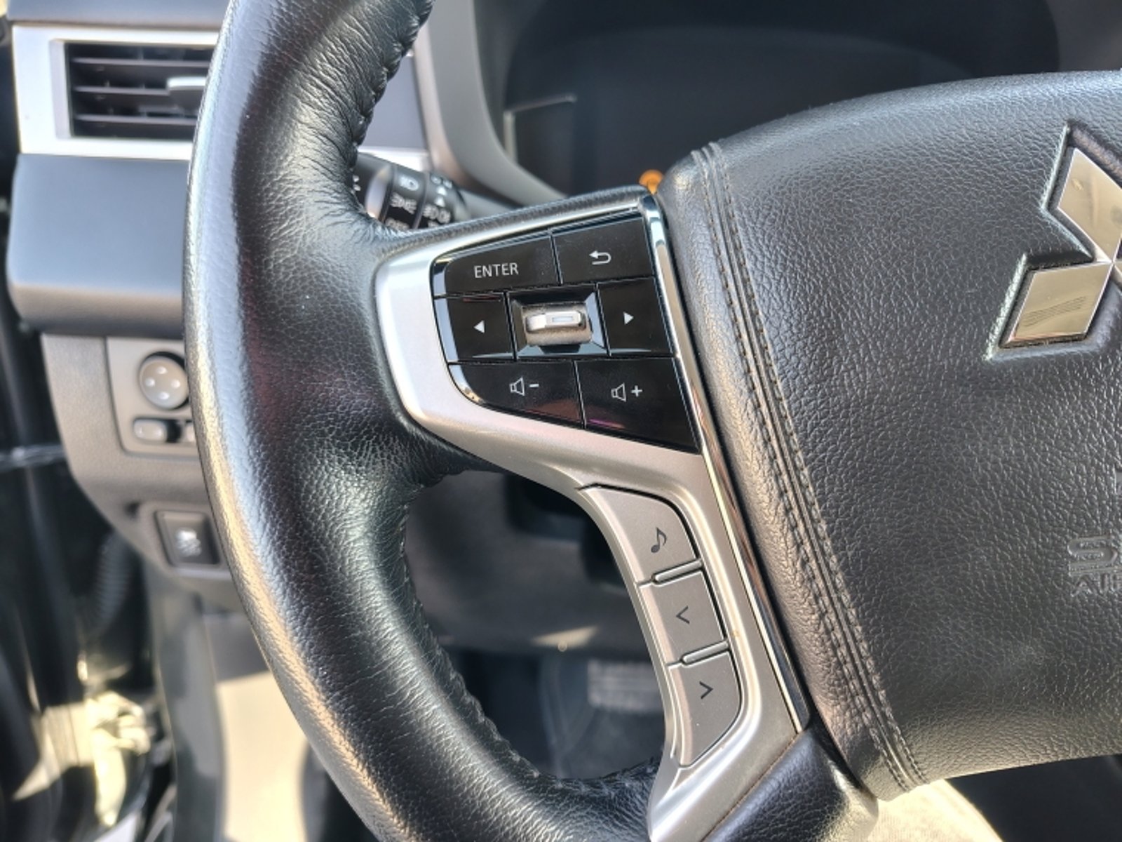 MITSUBISHI Xpander Cross 1.5 Aut 2024 - Imagen 19 de 20