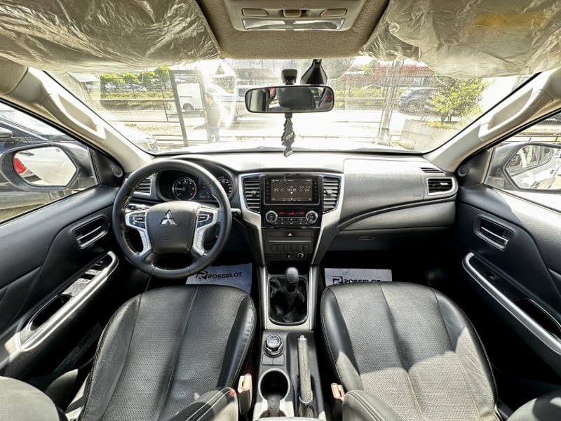 Mitsubishi L200 Dakar Hp 4x4 2.4 2023 - Imagen 19 de 19