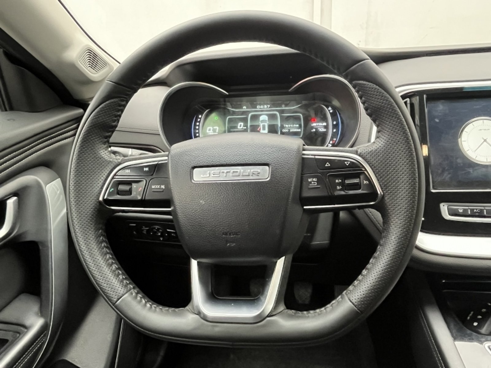 Jetour X70 Gl 1.5 2022 - Imagen 17 de 20
