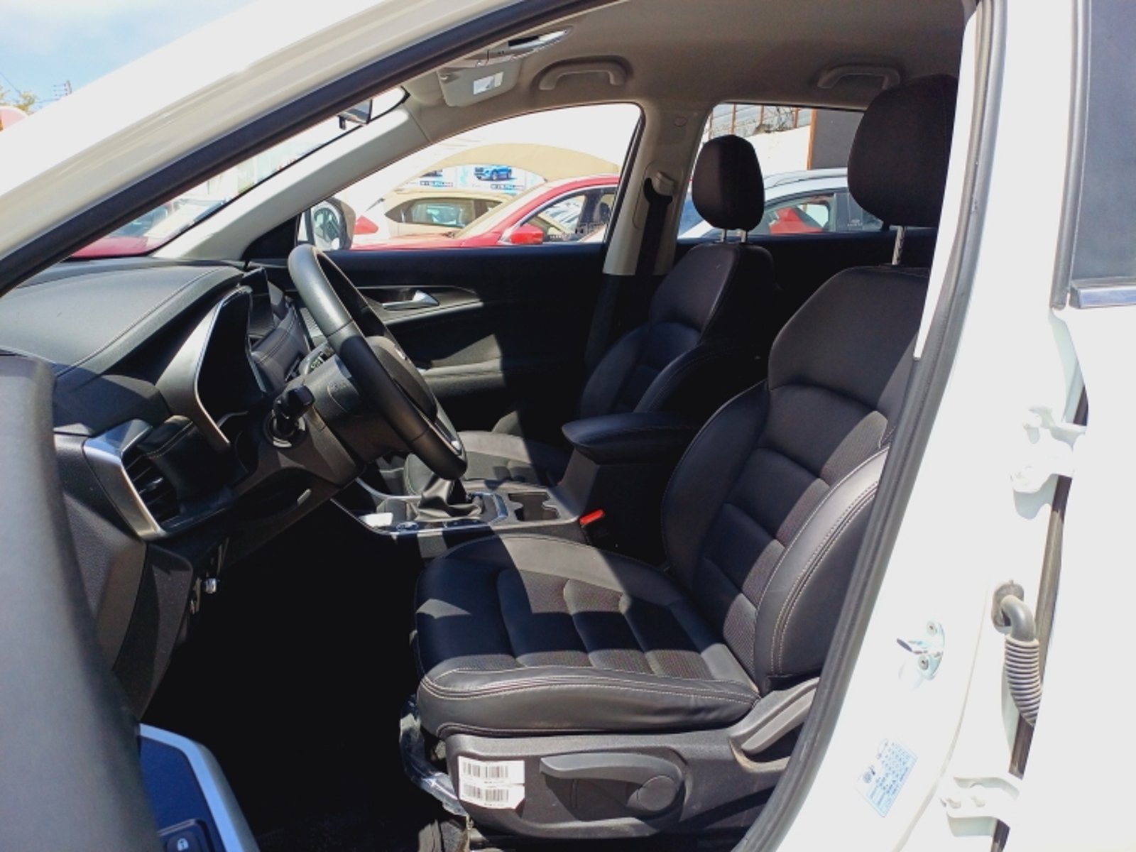 JAC Js8 Luxury 1.5 2024 - Imagen 14 de 19
