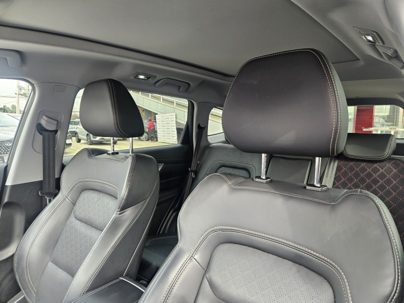 CHERY Tiggo 8 Pro Glx Dct 1.6 Aut 2023 - Imagen 16 de 20