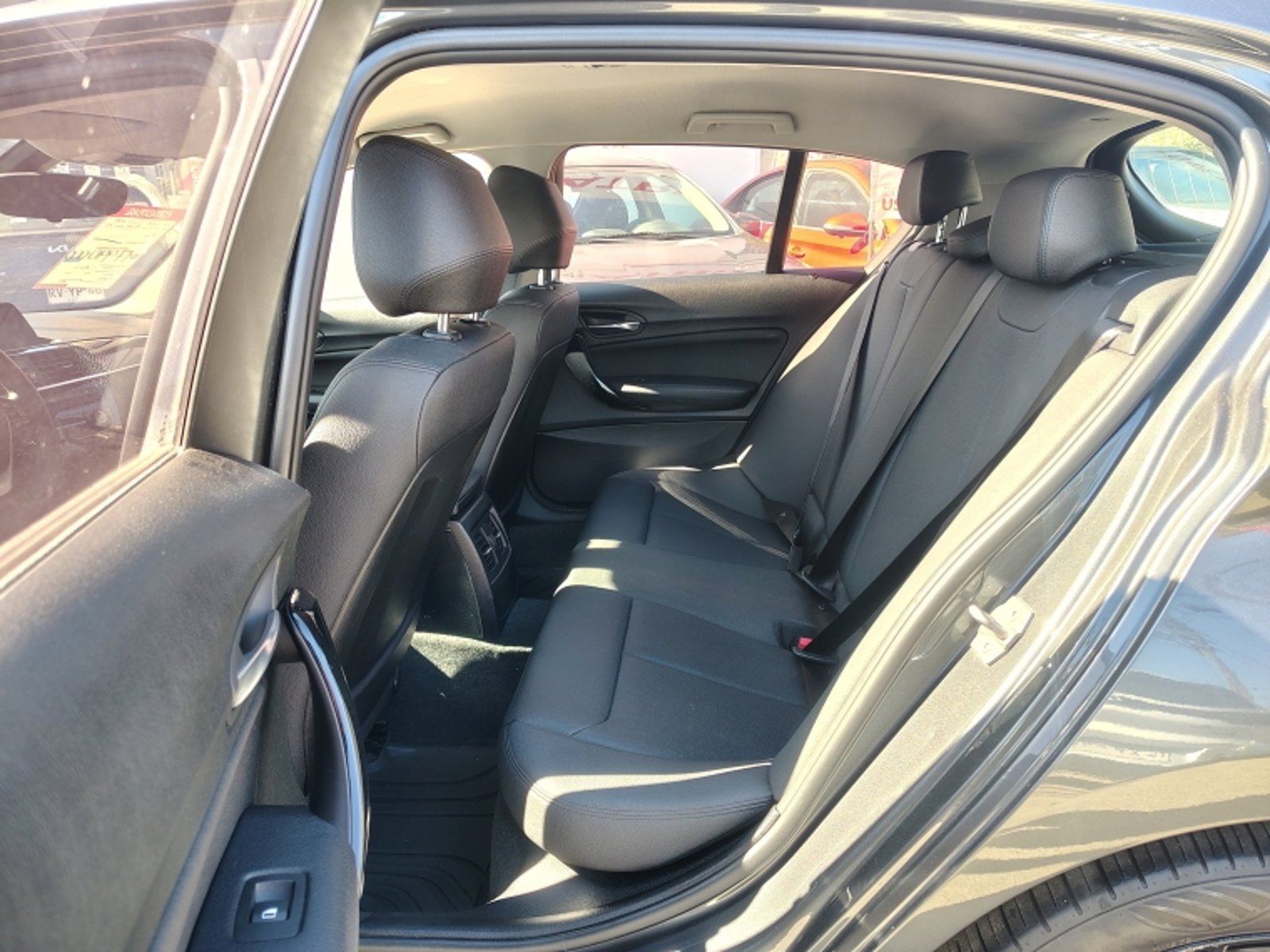 BMW 118i Hb 1.5 At 2020 - Imagen 8 de 19