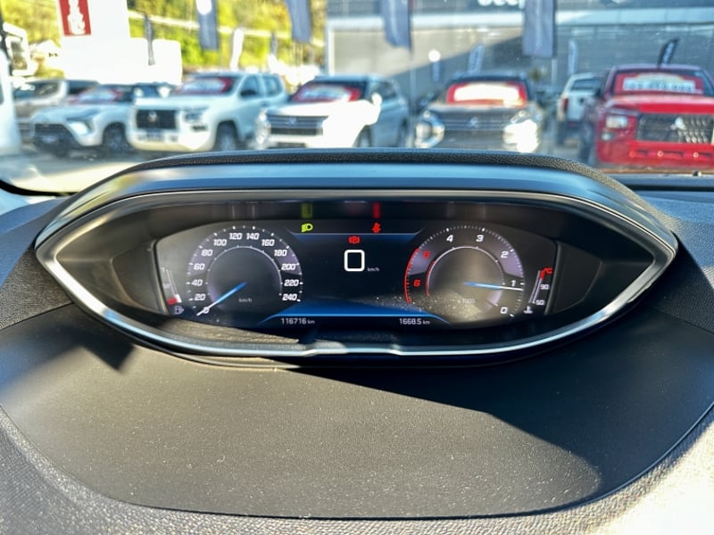 Peugeot 3008 Active Bluehdi 1.5 2022 - Imagen 11 de 20