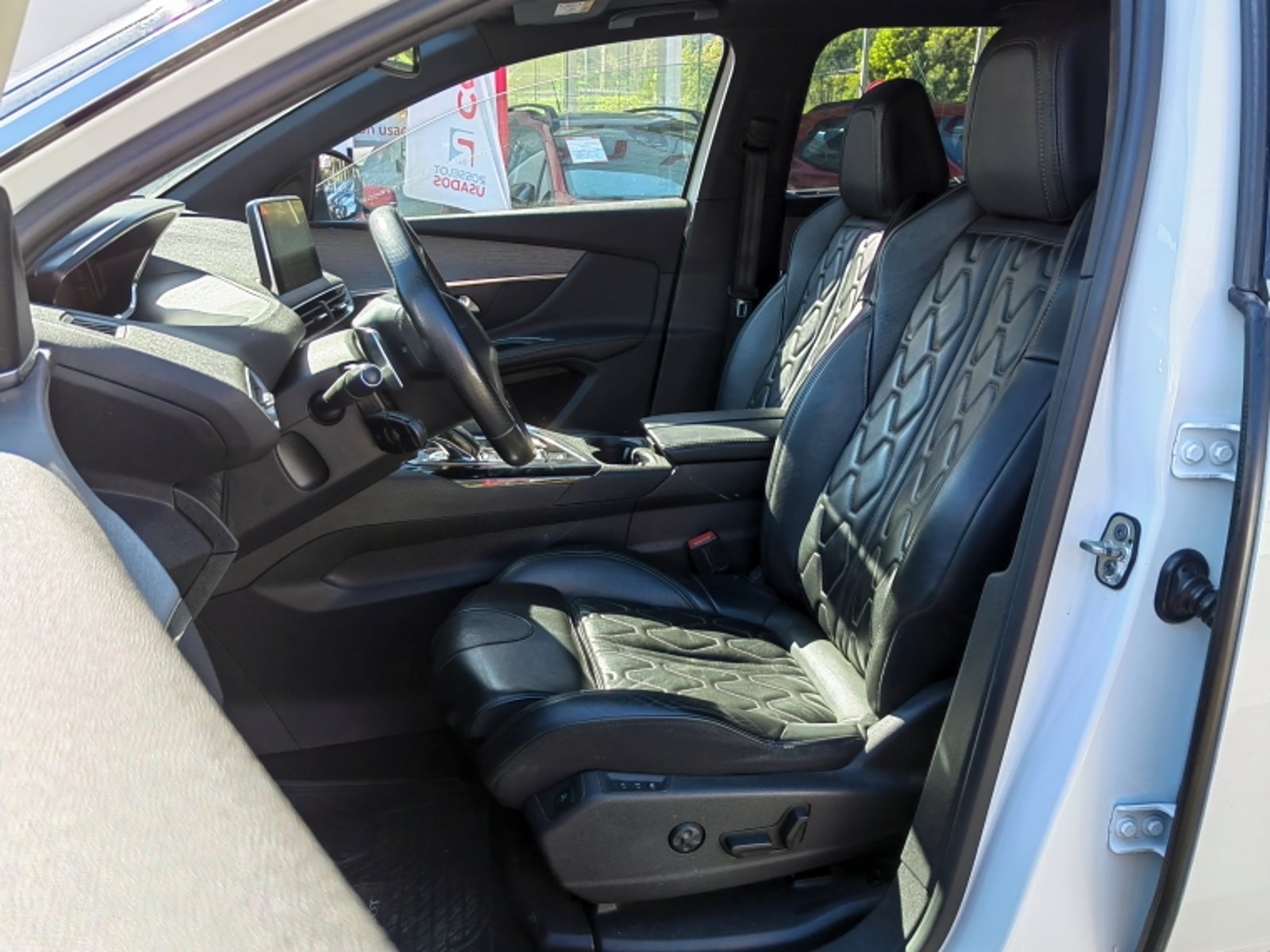 PEUGEOT 5008 Gt Bluehdi 2.0 Aut 2019 - Imagen 15 de 20