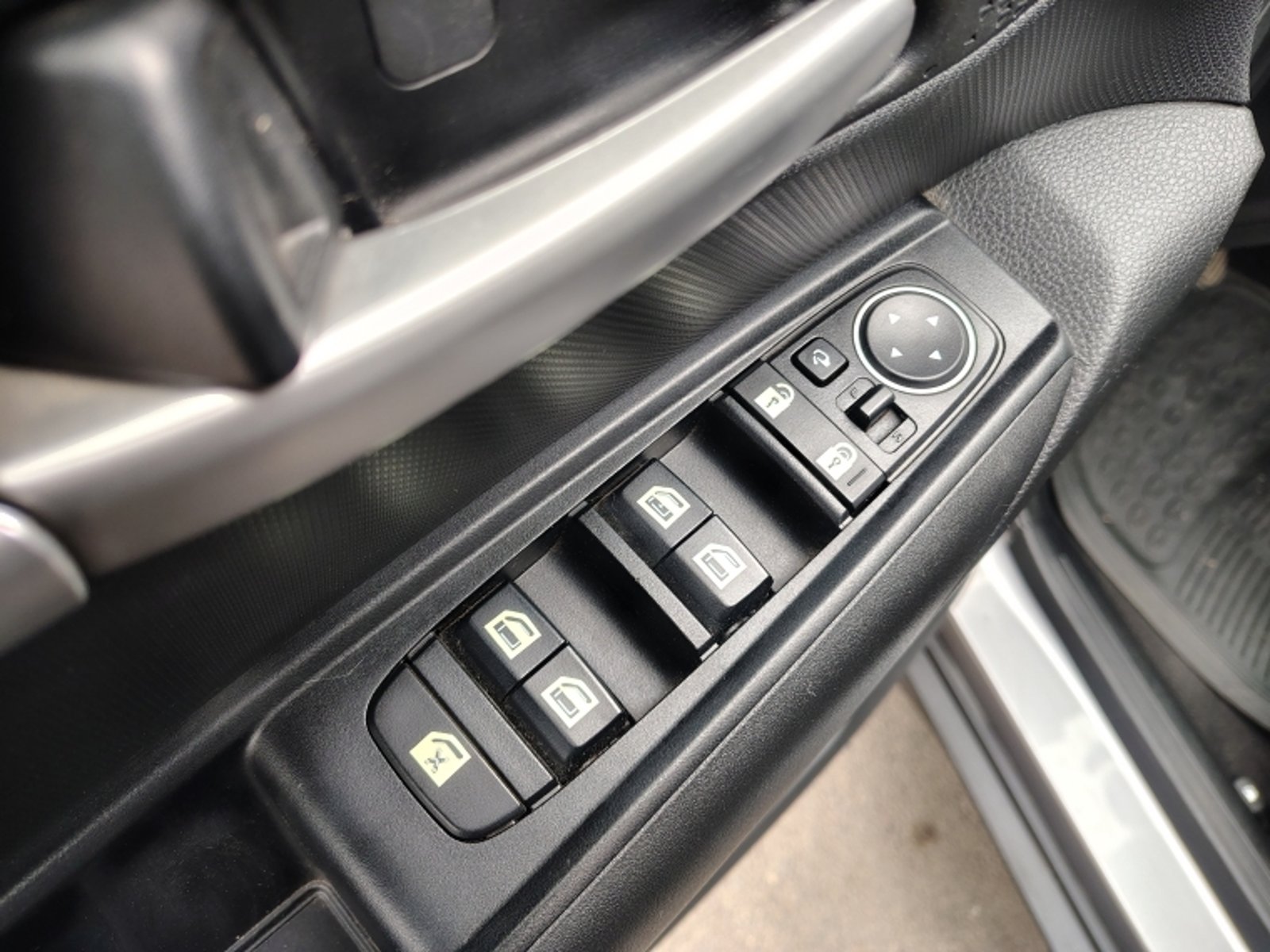 KIA Sonet Ex 1.5 2023 - Imagen 13 de 20