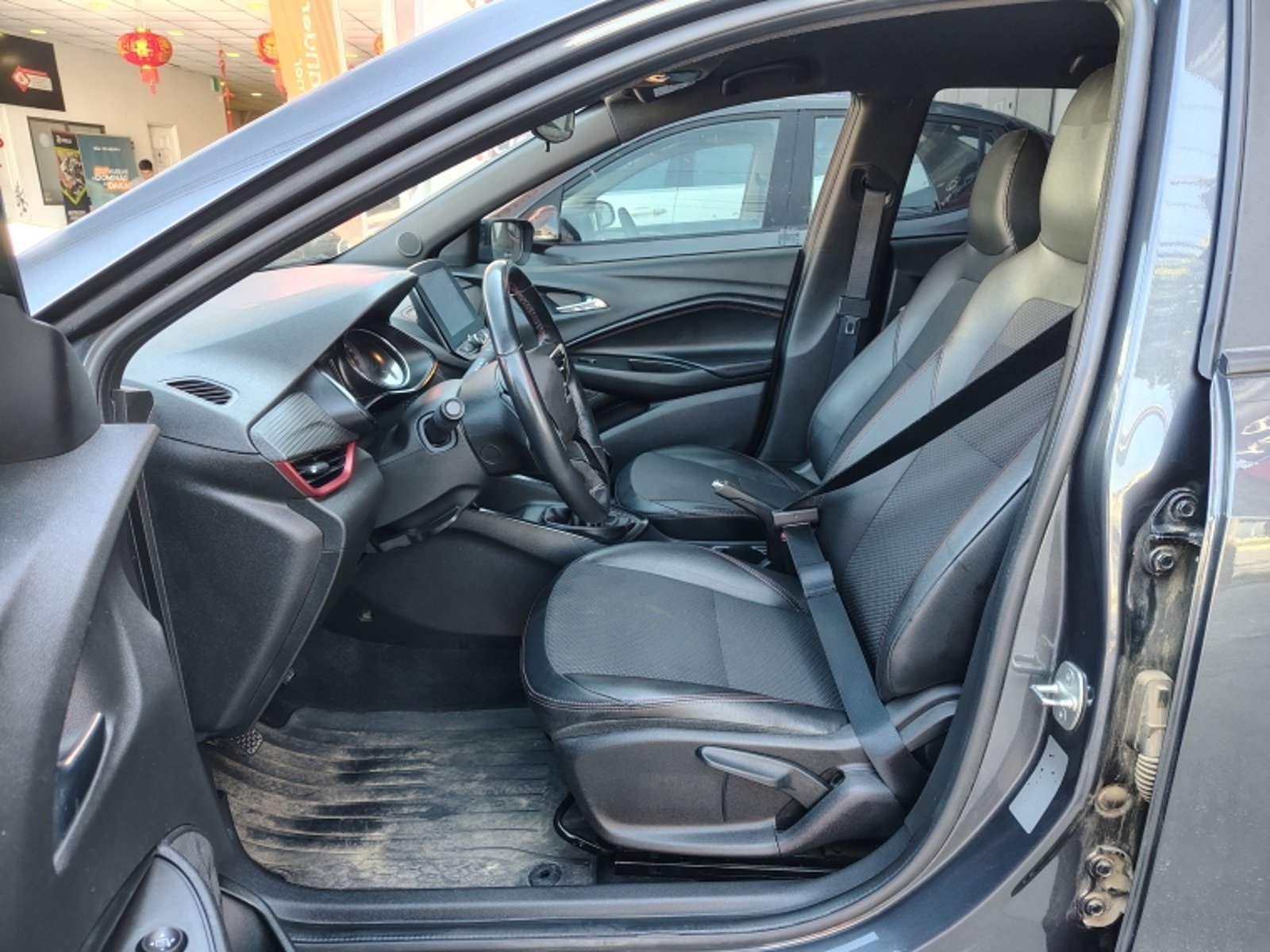 CHEVROLET Onix Hb 1.0 2024 - Imagen 11 de 18