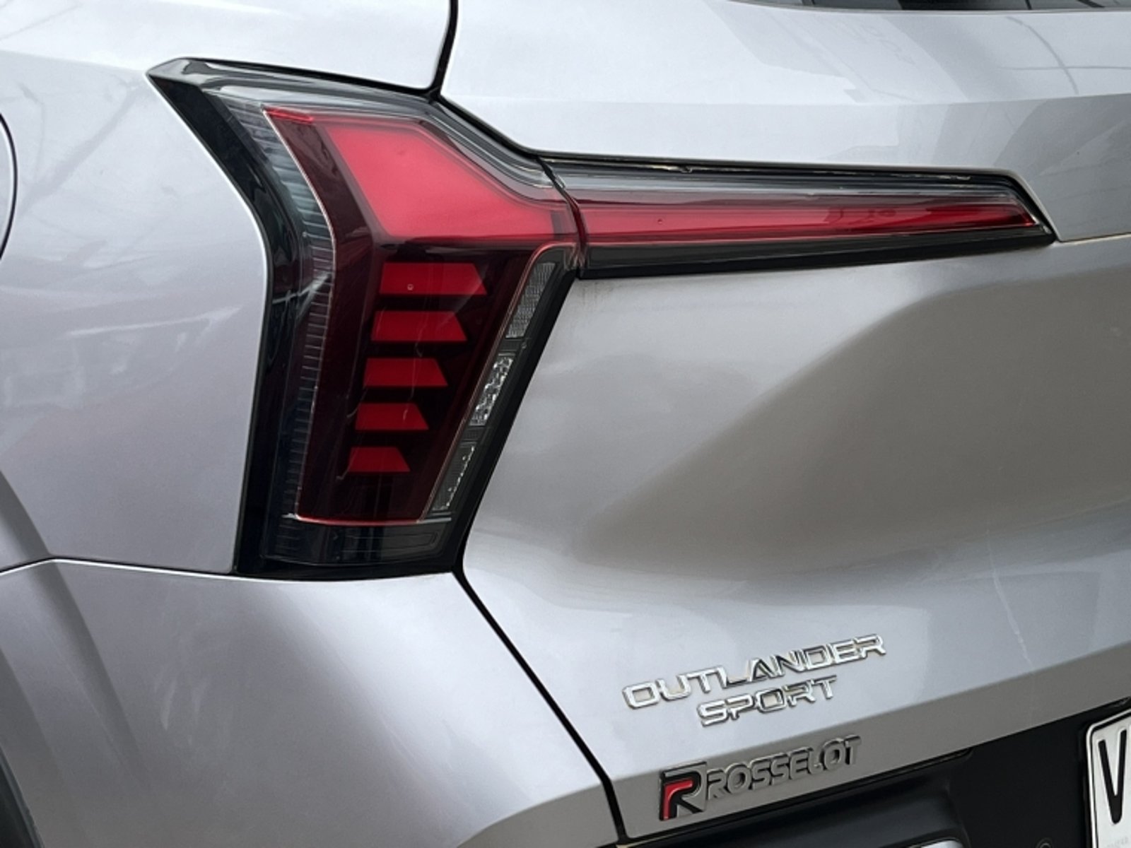 MITSUBISHI New Outlander Sport Glx At 4x2 1.5 Mn 2025 - Imagen 11 de 20
