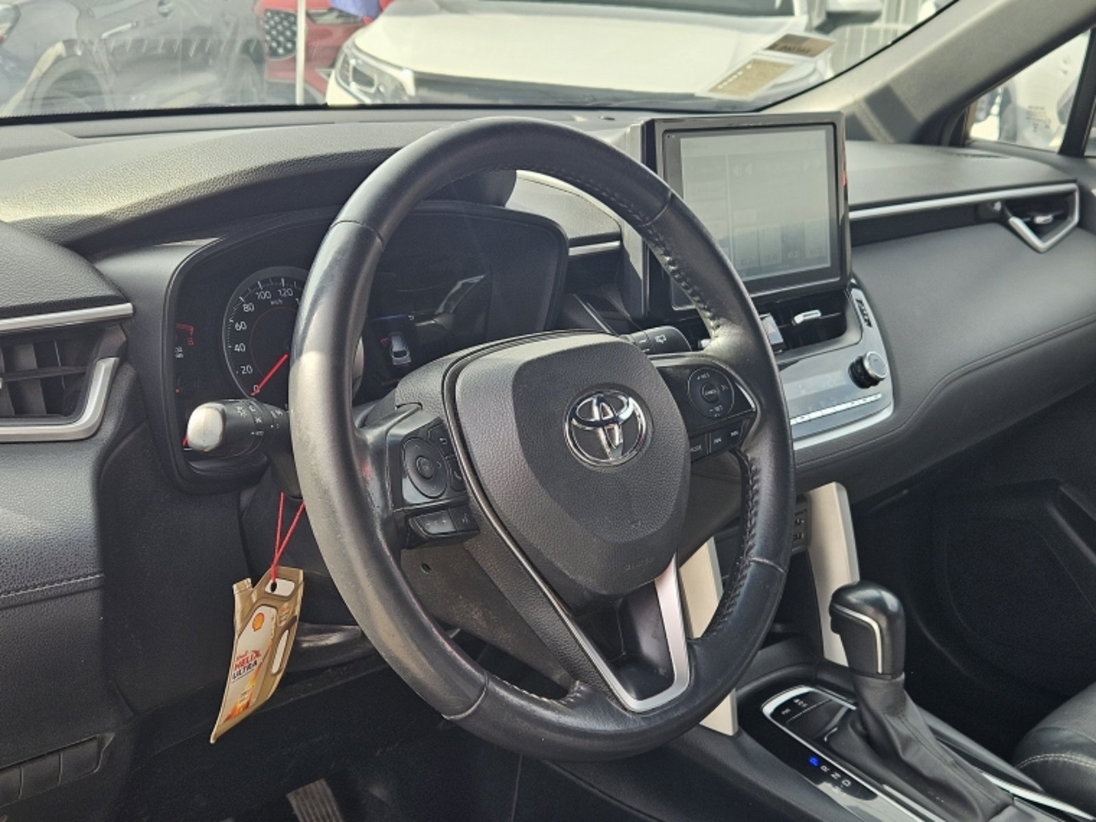 TOYOTA Corolla Cross 4x2 2.0 Aut 2023 - Imagen 13 de 20