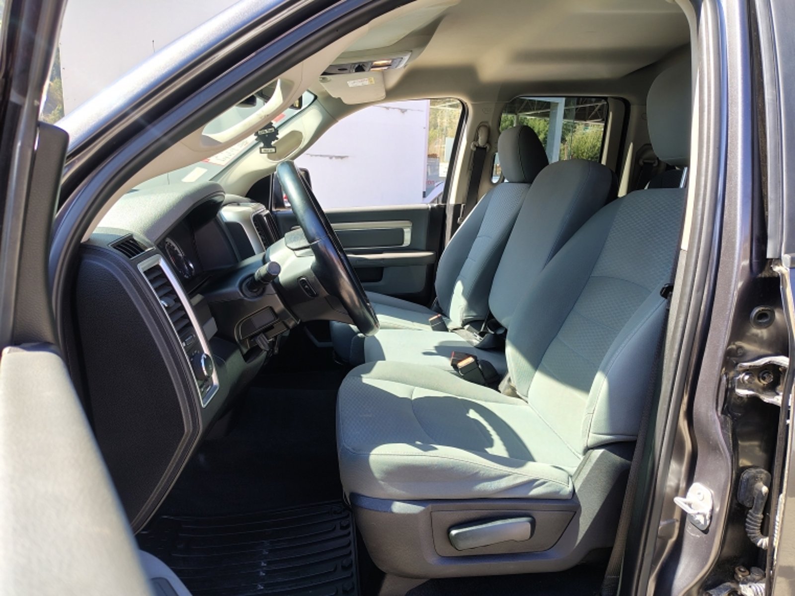 RAM 1500 4x4 3.6 2019 - Imagen 10 de 18
