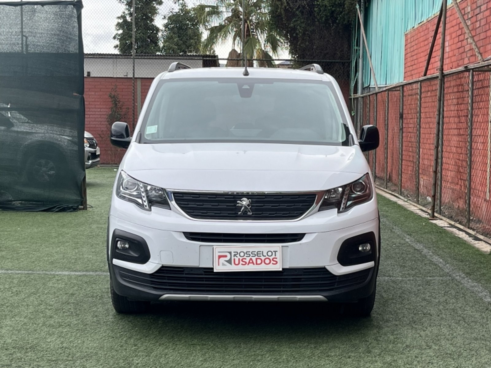 Peugeot Rifter Allure Blue Hdi 4x2 1.5 2023 - Imagen 8 de 20