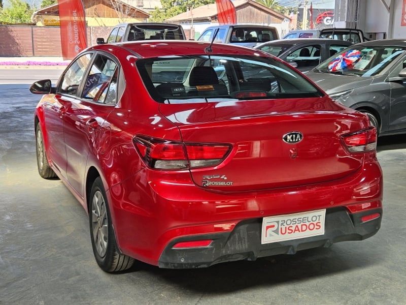 Kia Rio 4 Sedan 1.4 2020 - Imagen 7 de 20