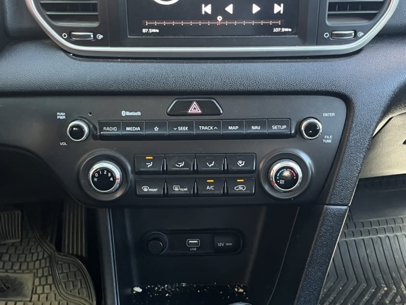 Kia Sportage Lx 2.0 2020 - Imagen 18 de 20