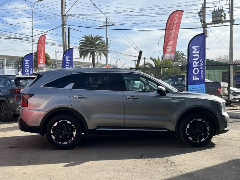 Kia Sorento Ex 4x4 2.2 Aut 2024 - Imagen 6 de 20