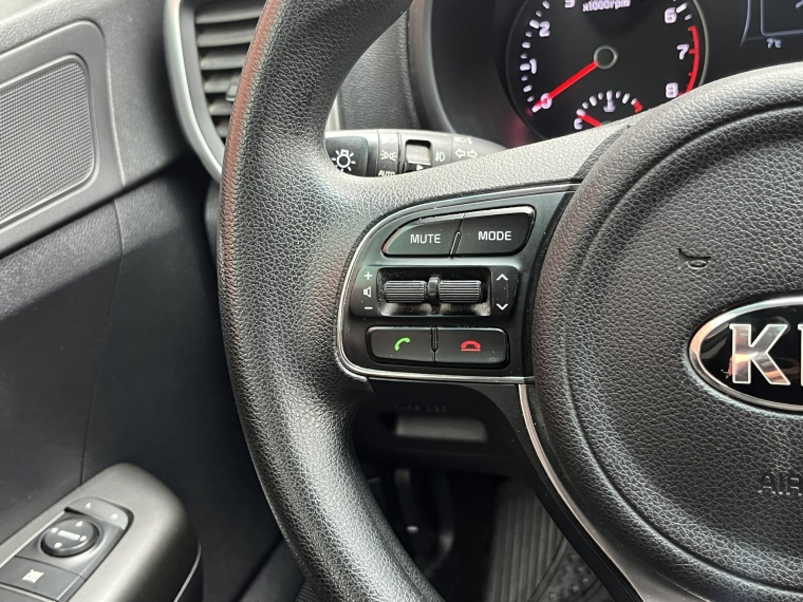 Kia Sportage Lx 2.0 2017 - Imagen 17 de 20