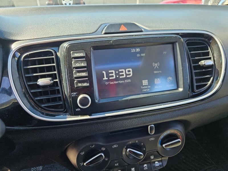 Kia Soluto Mpi 1.4 2024 - Imagen 12 de 17