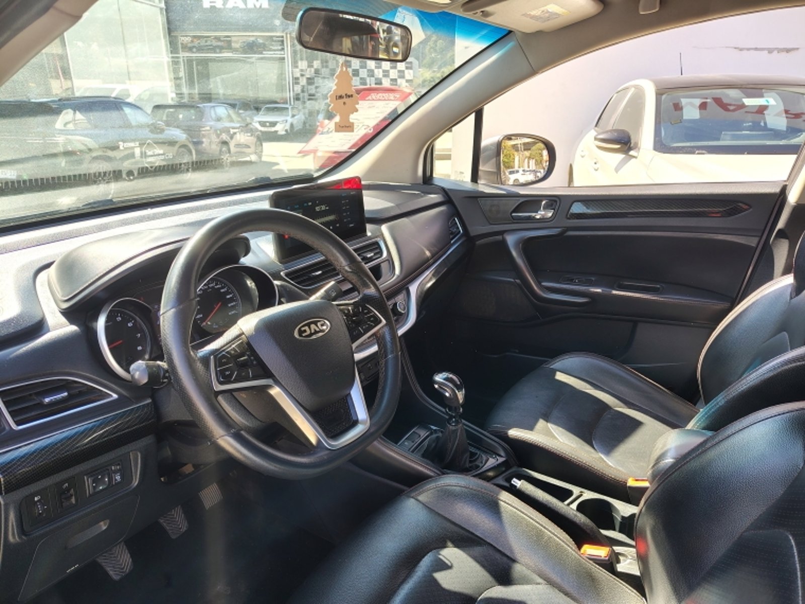 JAC Js3 Luxury 1.6 2022 - Imagen 13 de 20