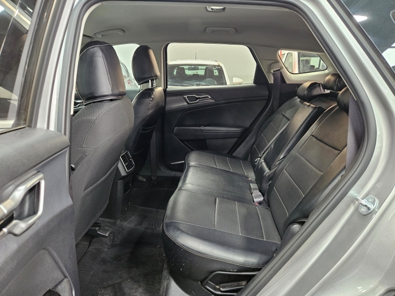 Kia Sportage Ex 2.0l 2023 - Imagen 8 de 20