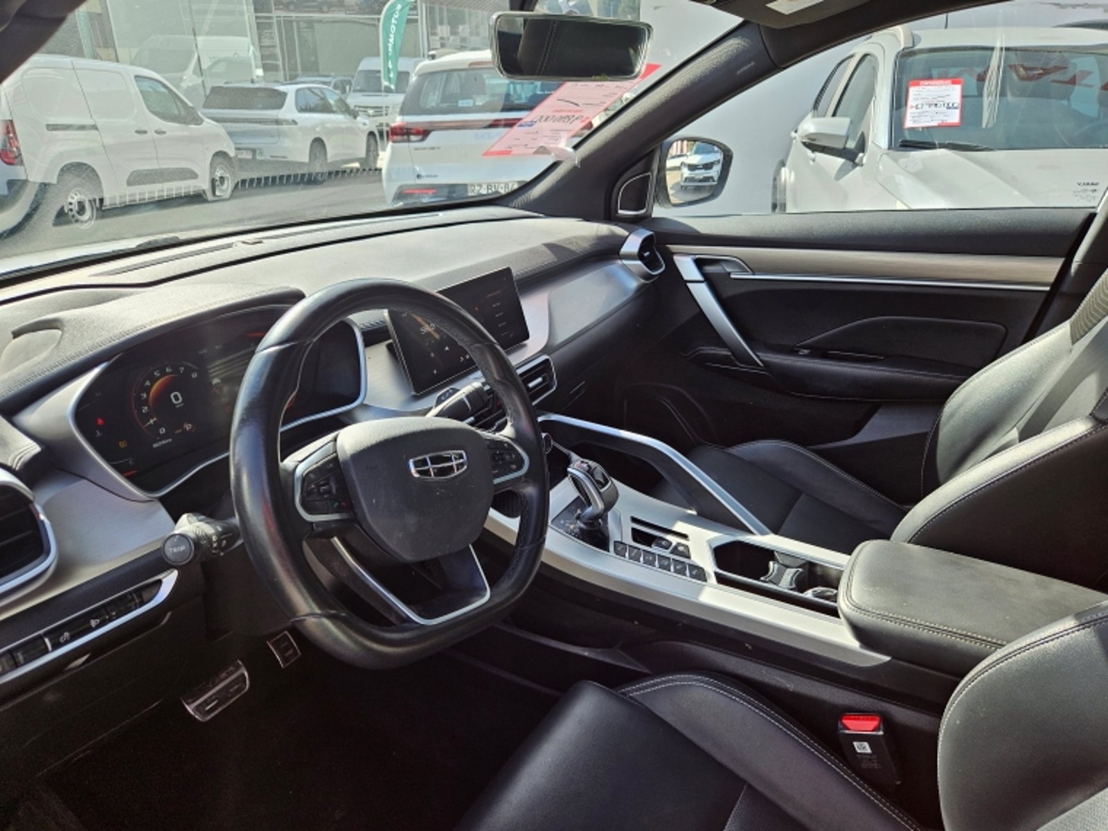 GEELY Coolray 1.5 Aut 2022 - Imagen 13 de 20