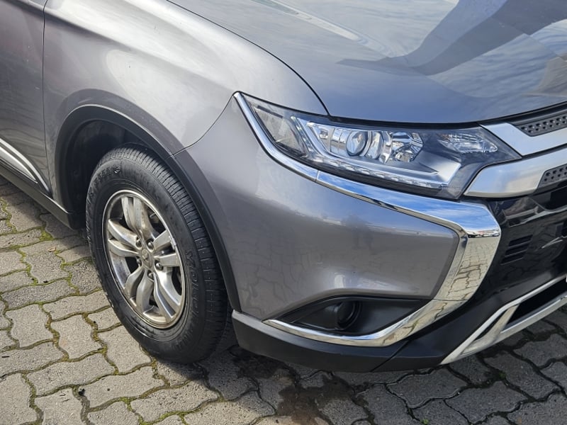 Mitsubishi Outlander 2.0 2021 - Imagen 7 de 20