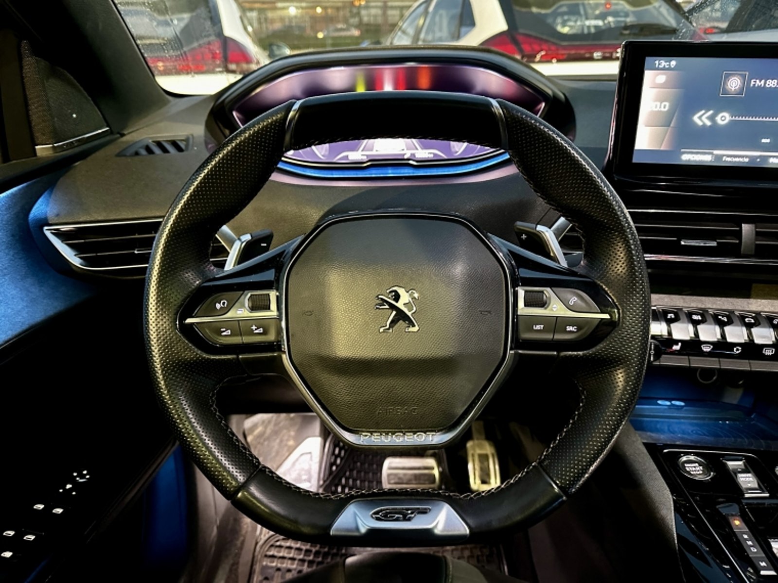 Peugeot NEW 5008 5008 Gt Bluehdi 1.5 Aut 2023 - Imagen 10 de 20