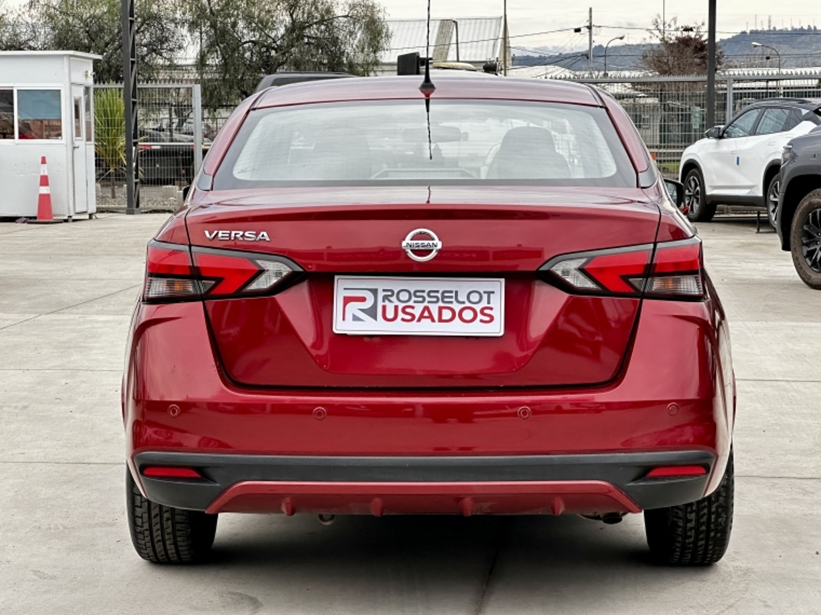 Nissan Versa Mt 1.6 2021 - Imagen 6 de 20
