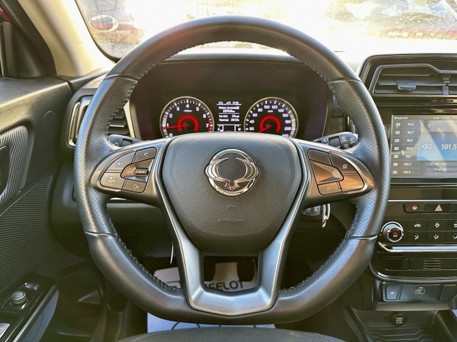 SsangYong Tivoli Gas 4x2 1.6 Mt - Tx1011 Euro Vi 2023 - Imagen 10 de 20