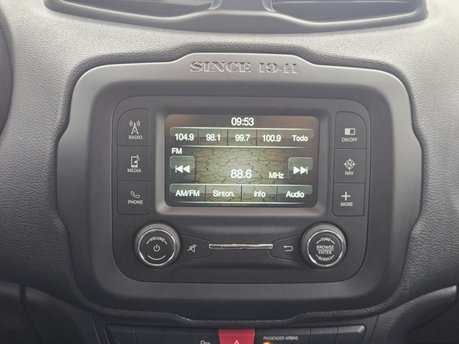 Jeep Renegade Sport 1.8 2019 - Imagen 11 de 20