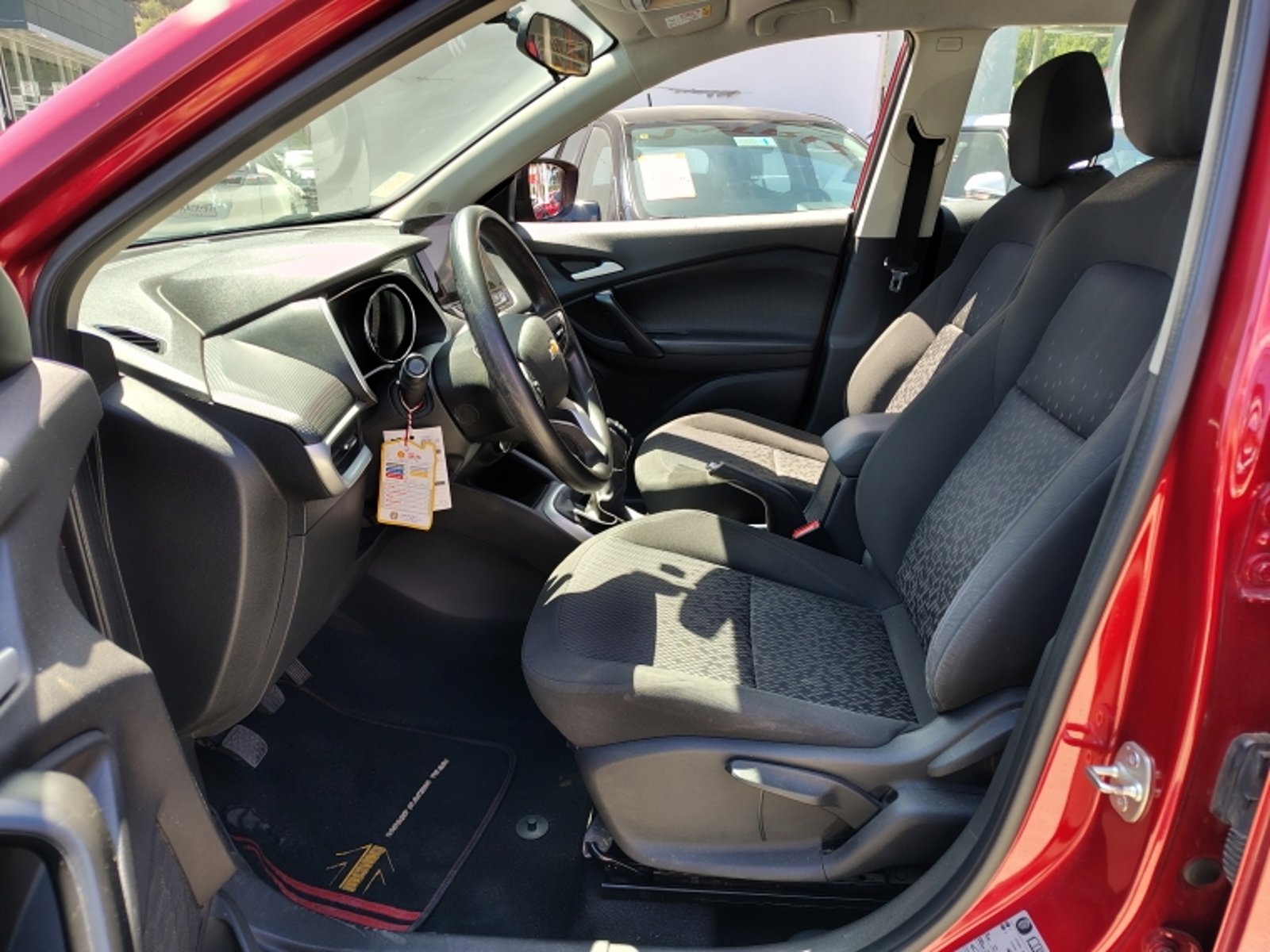 CHEVROLET Tracker Ls 1.2 2023 - Imagen 14 de 20