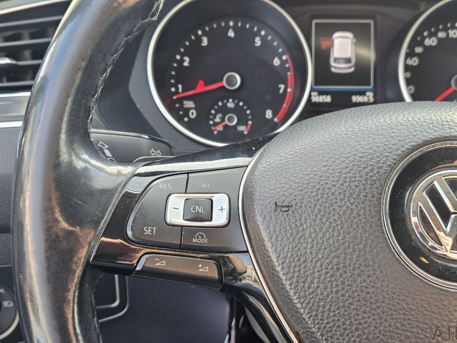 VOLKSWAGEN Tiguan 1.4 Aut 2019 - Imagen 17 de 20