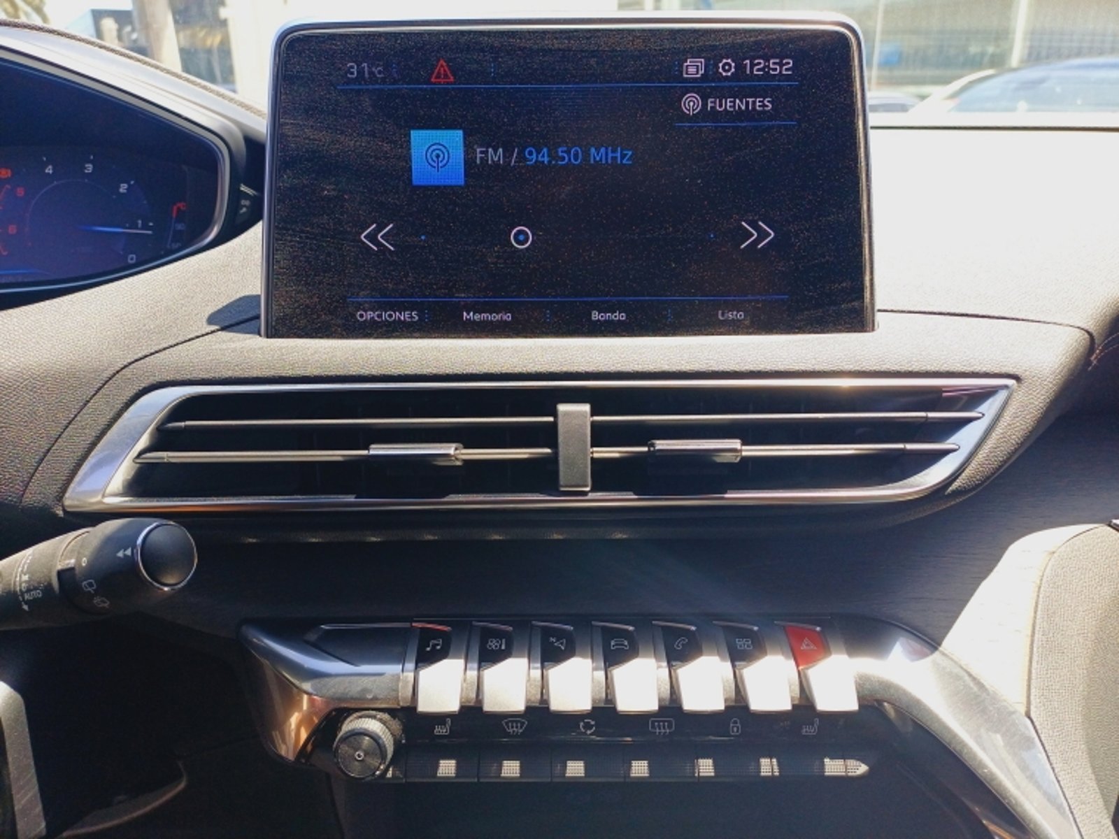 PEUGEOT 3008 Gt Bluehdi 180 Eat8 2.0 2020 - Imagen 14 de 19