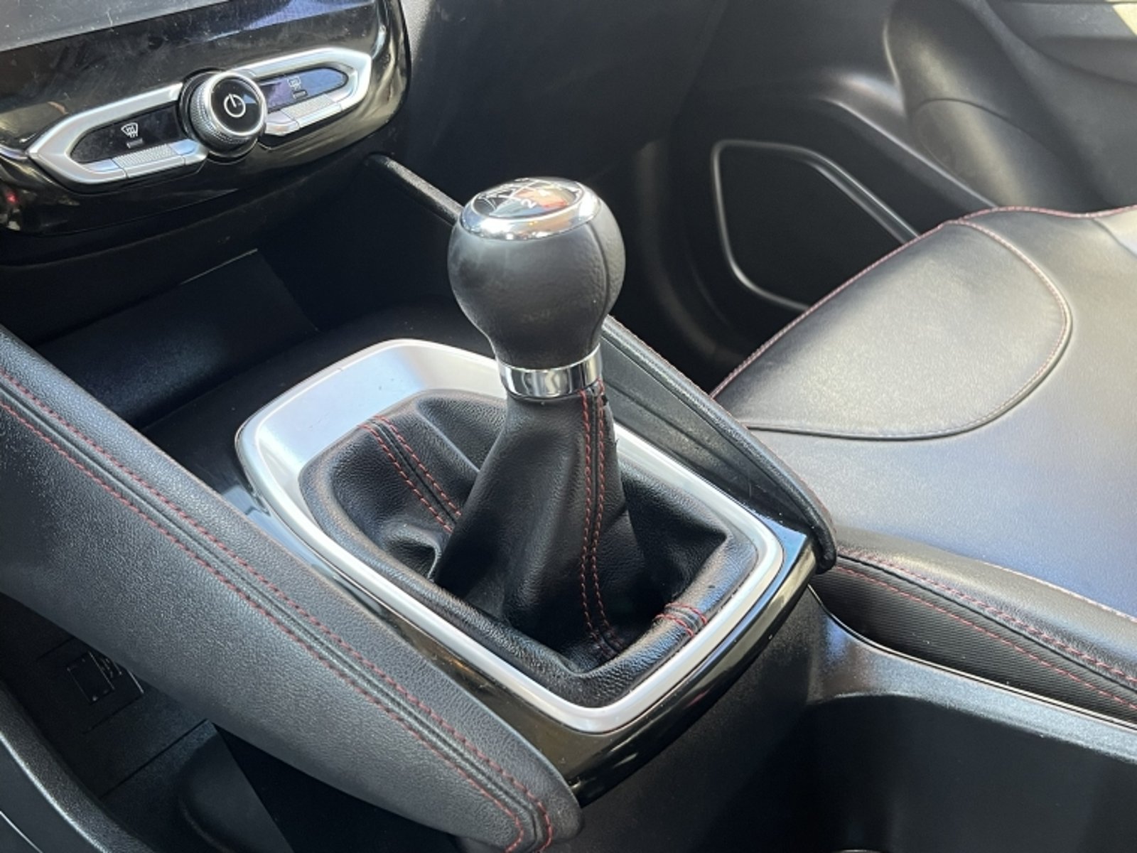 BRILLIANCE V3 1.5 2020 - Imagen 14 de 20