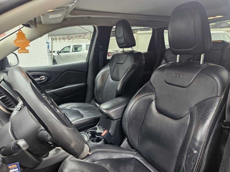 Jeep Cherokee Ltd 4x4 2.4 2016 - Imagen 16 de 20
