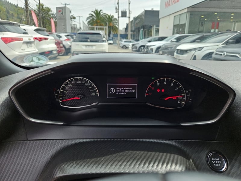 Peugeot 2008 Active 130 1.2 2025 - Imagen 13 de 20