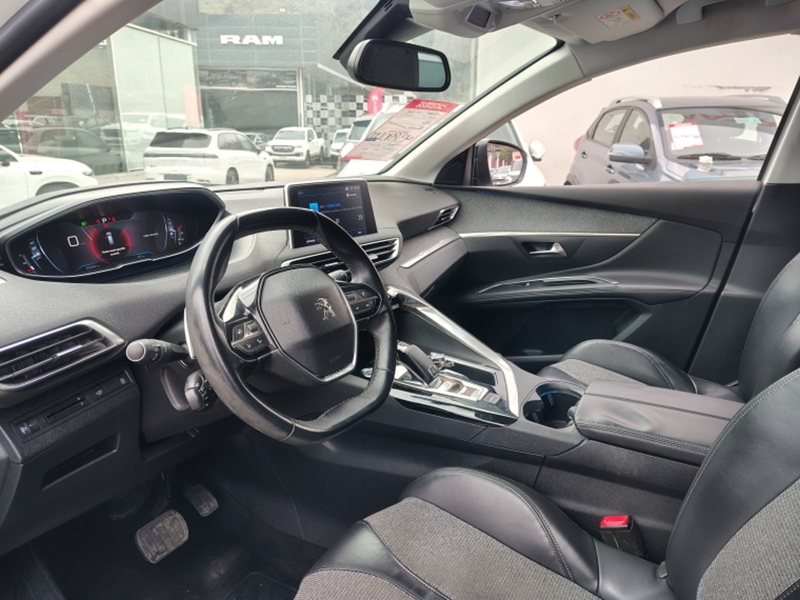 PEUGEOT 5008 Thp 1.6 Aut 2019 - Imagen 9 de 20