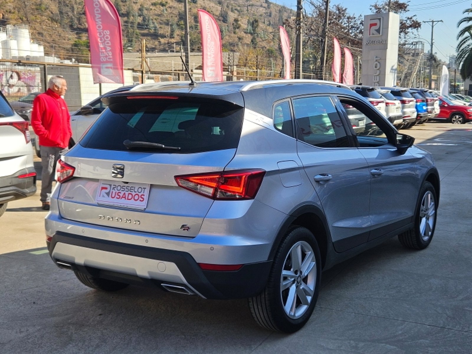 SEAT Arona 1.6 Aut 2020 - Foto 5 de 20