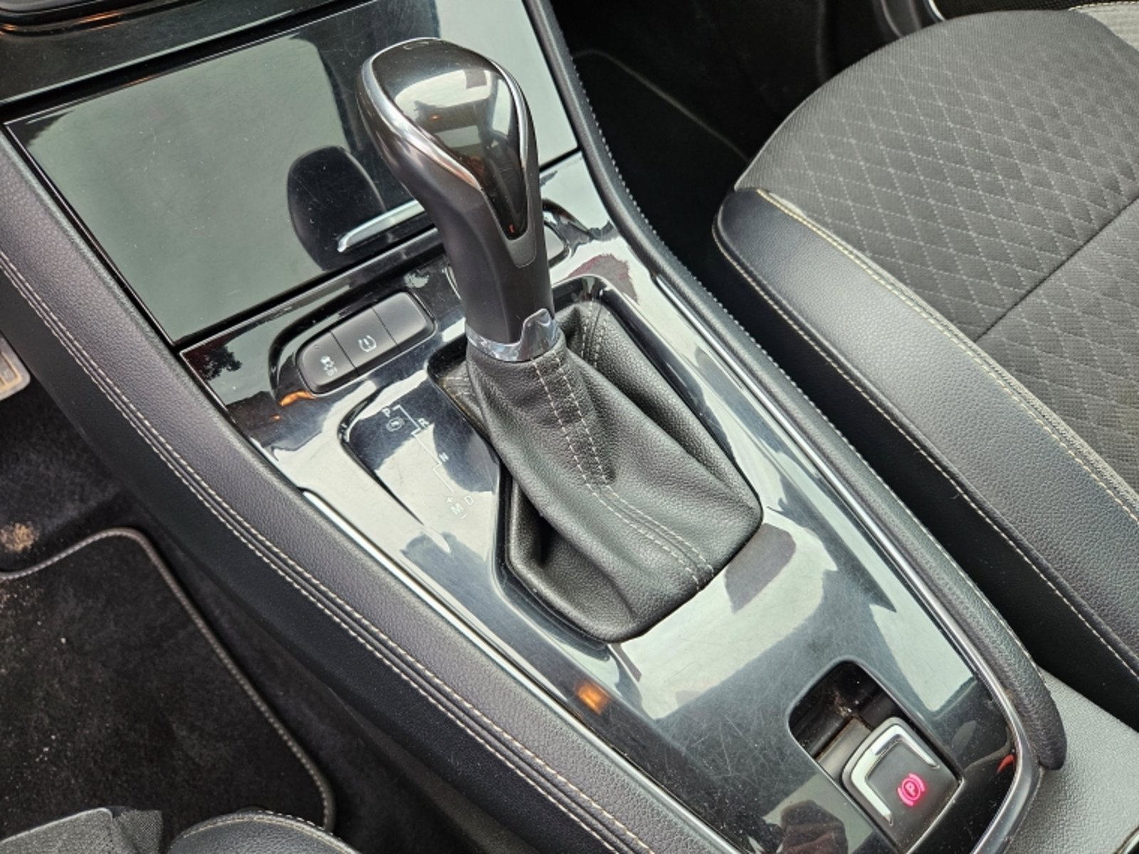 Opel Grandland X Enjoy 1.6 At 2019 - Imagen 16 de 20