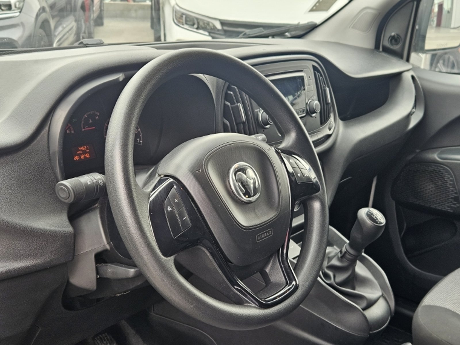 RAM V1000 Van 1000 1.3 2023 - Imagen 10 de 20