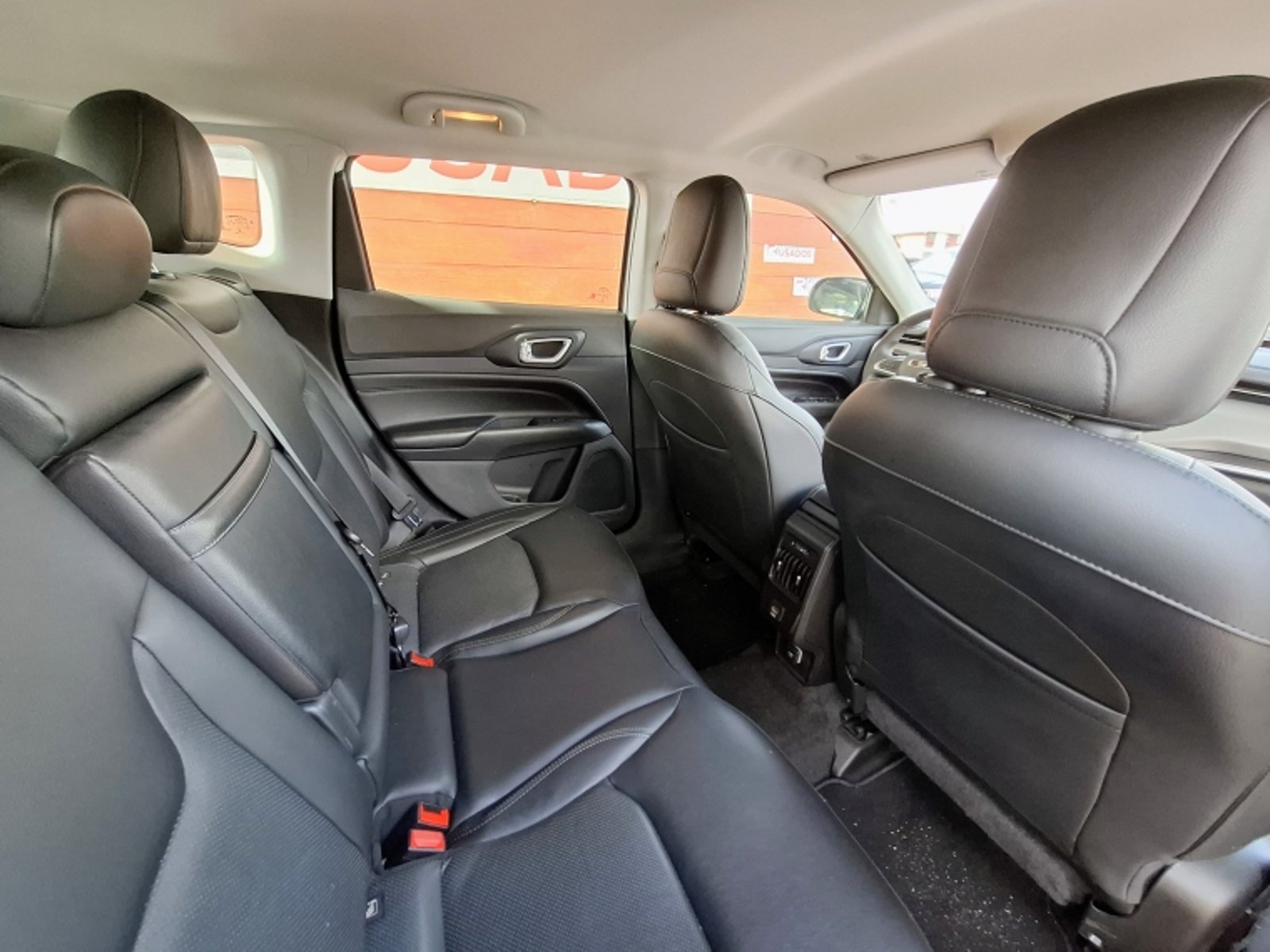 JEEP Compass Longitude 1.3 Aut 2022 - Imagen 18 de 20