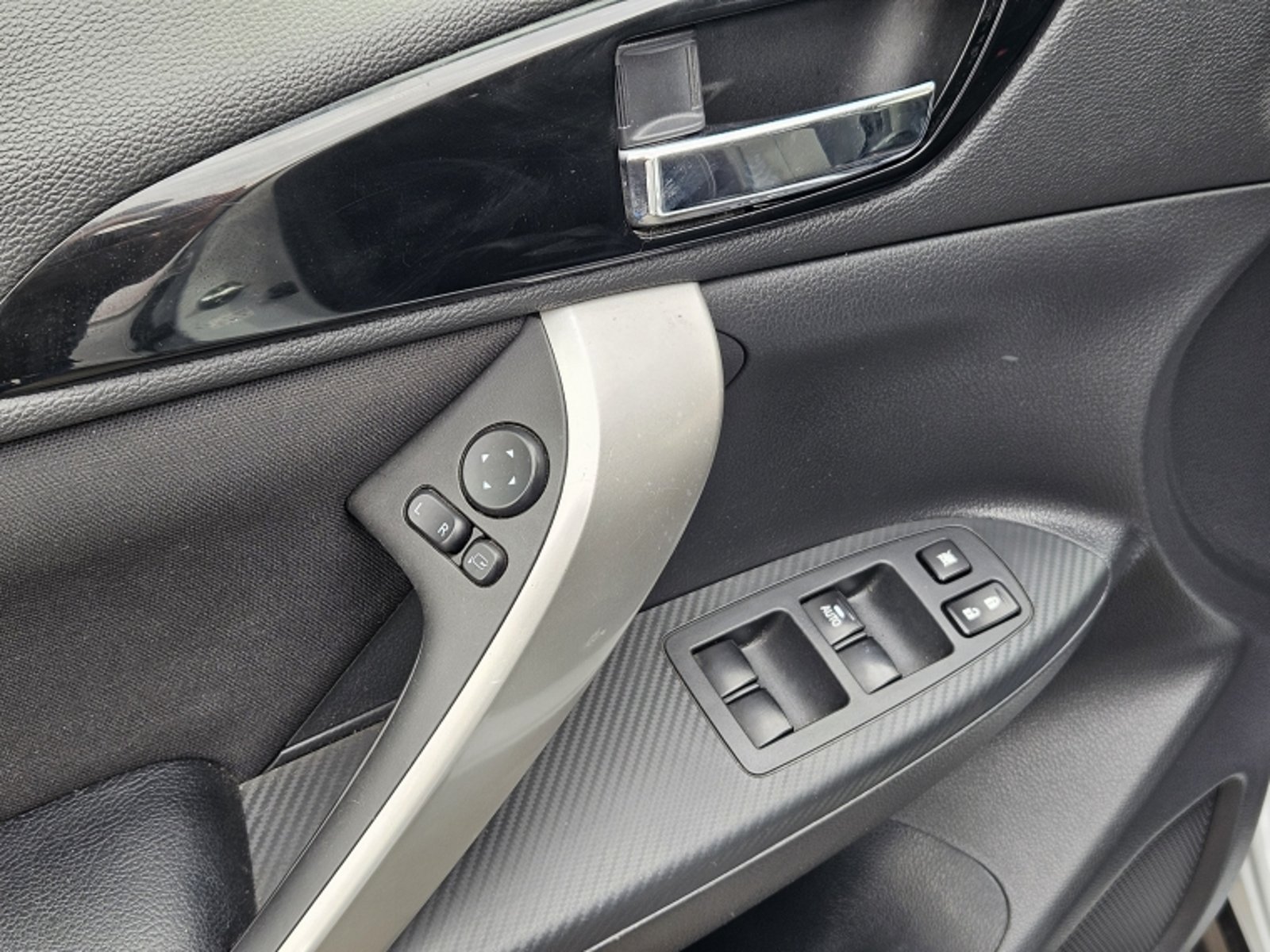 MITSUBISHI Eclipse Cross Rt 1.5 4x2 At 2025 - Imagen 14 de 20