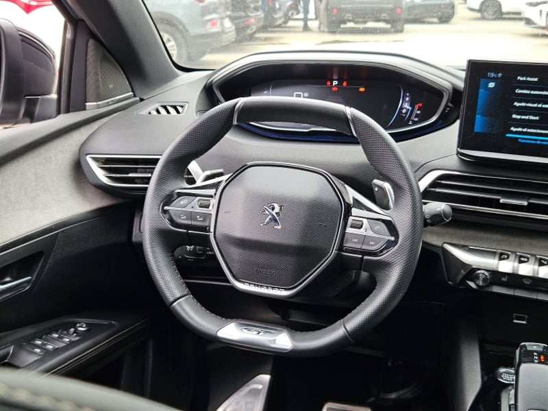 Peugeot 5008 Bluehdi 130 1.5 Aut 2023 - Imagen 12 de 20