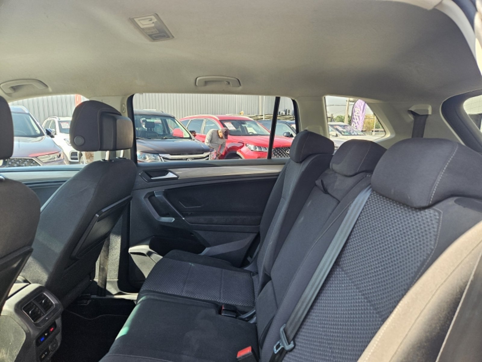 VOLKSWAGEN Tiguan Tsi 1.4 Aut 2018 - Imagen 8 de 20