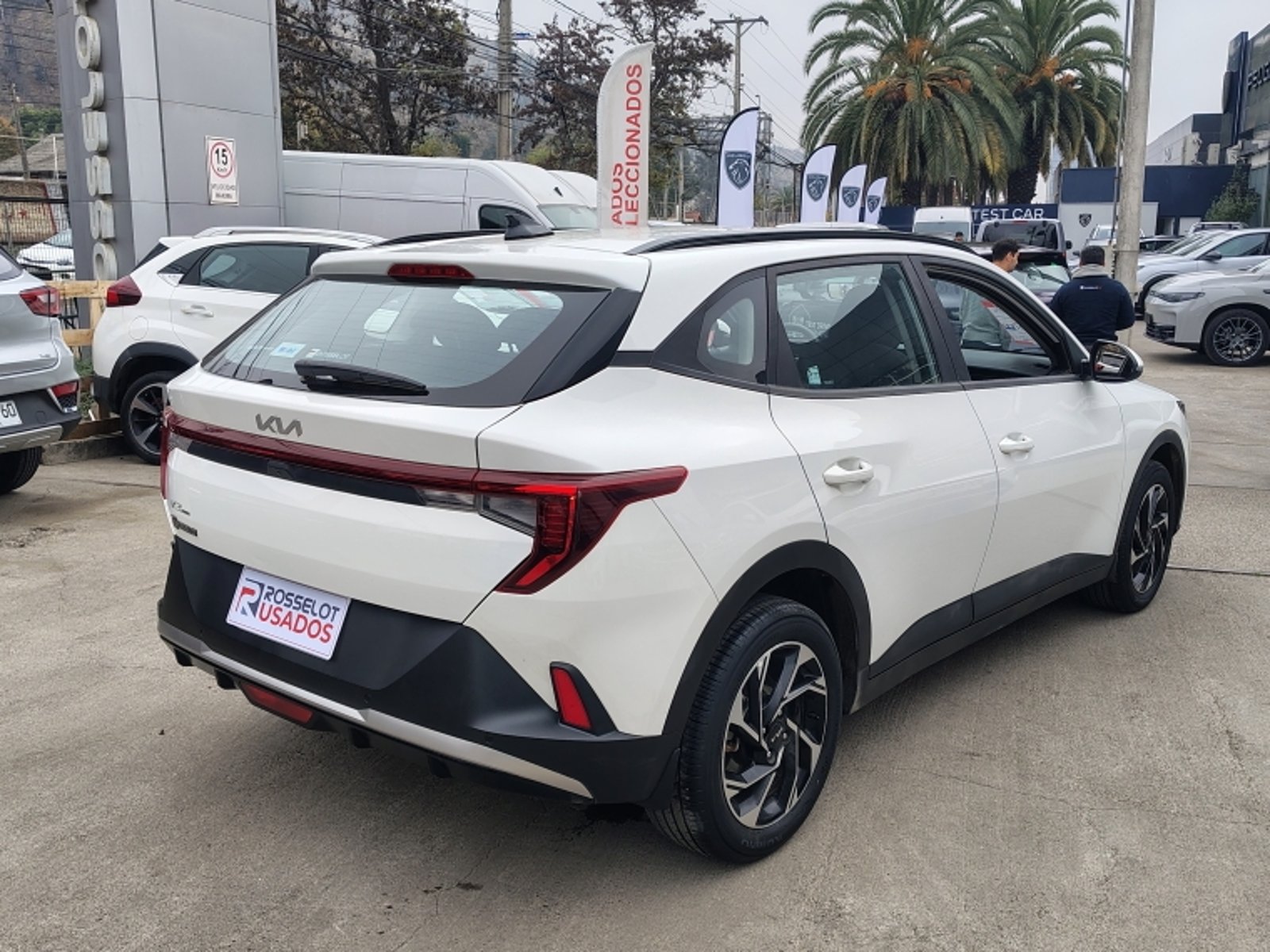 KIA K3 Cross Ex 1.4 2024 - Imagen 5 de 20
