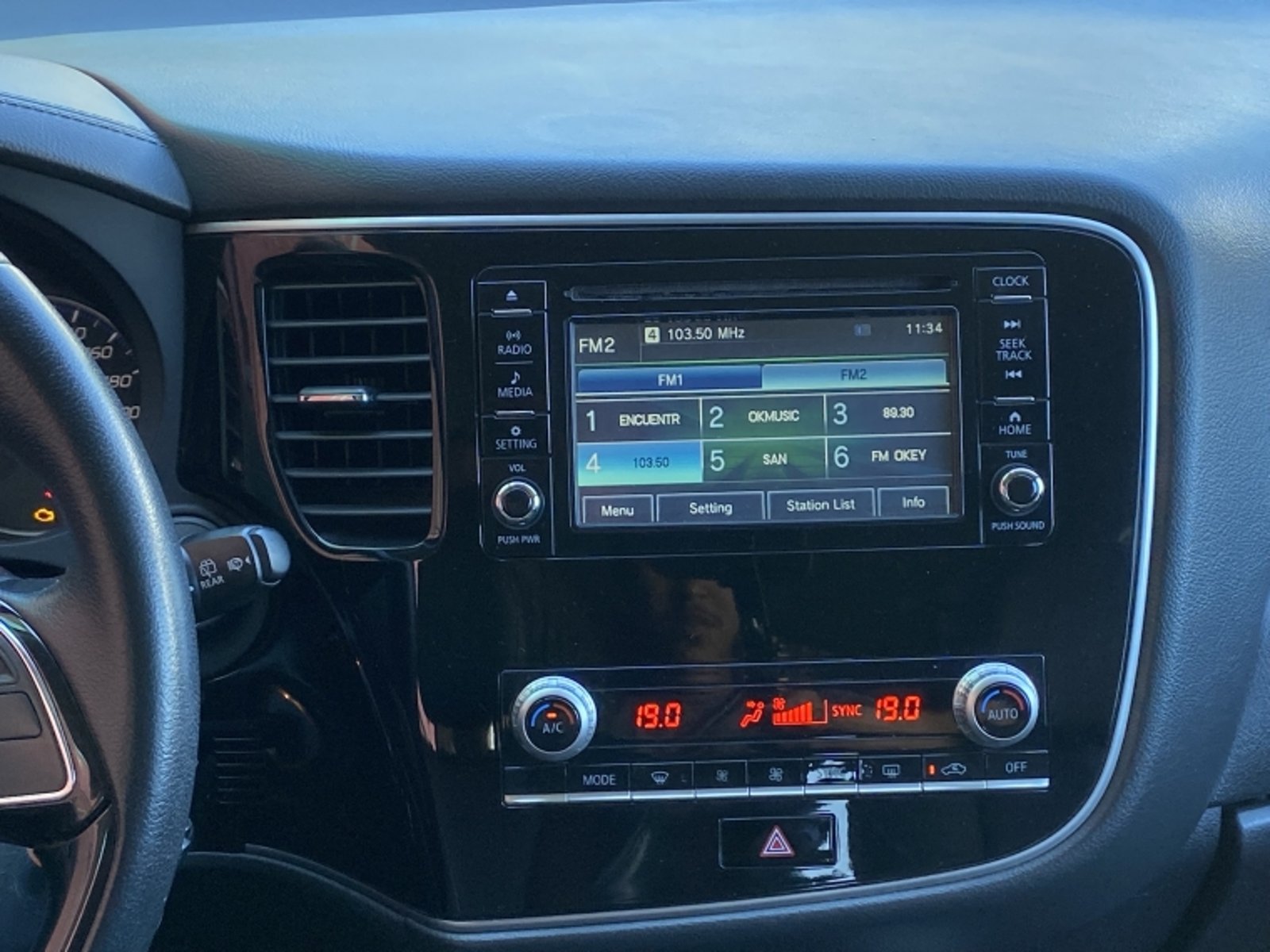 MITSUBISHI Outlander Cvt 2.0 Aut 2022 - Imagen 16 de 20