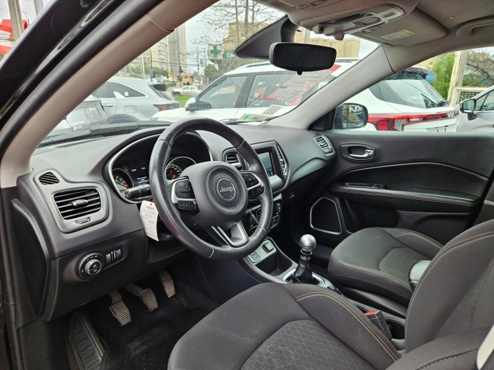 Jeep Compass Sport 2.4 2019 - Imagen 8 de 20