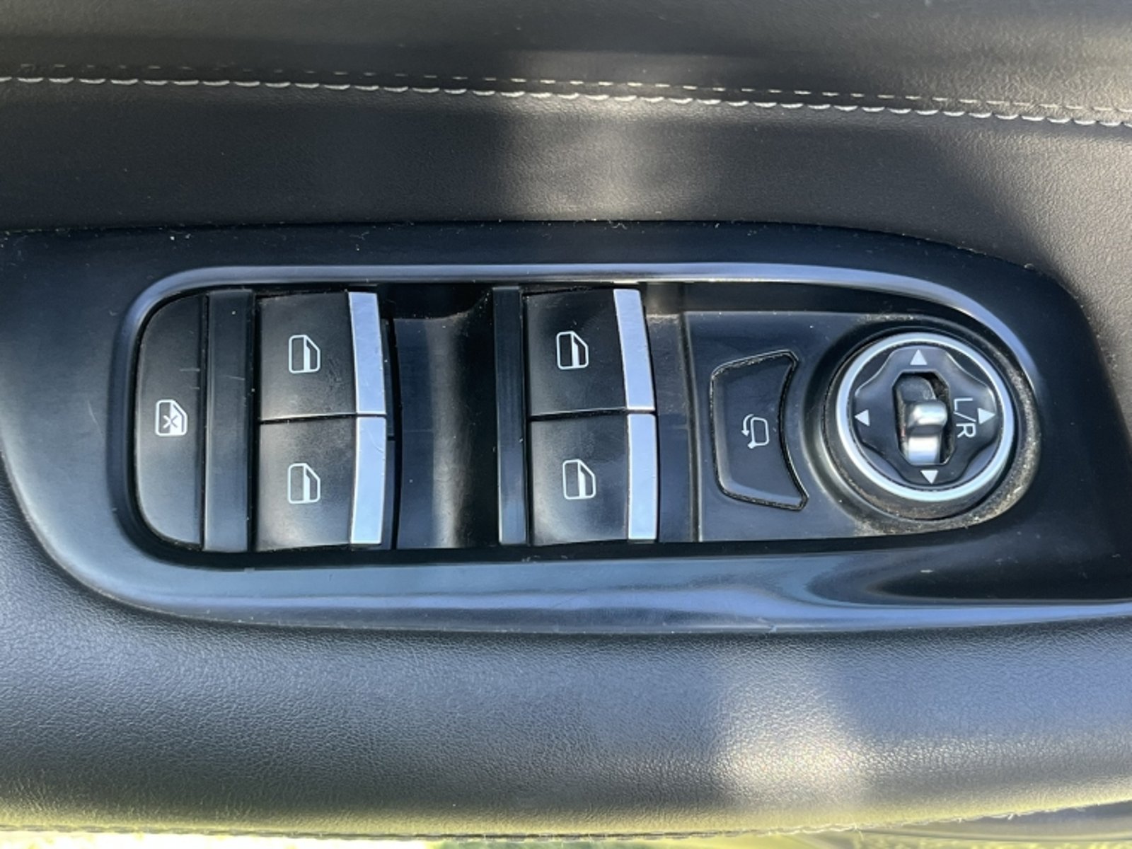 CHERY Tiggo 8 Pro Glx Dct 1.6 Aut 2023 - Imagen 10 de 20